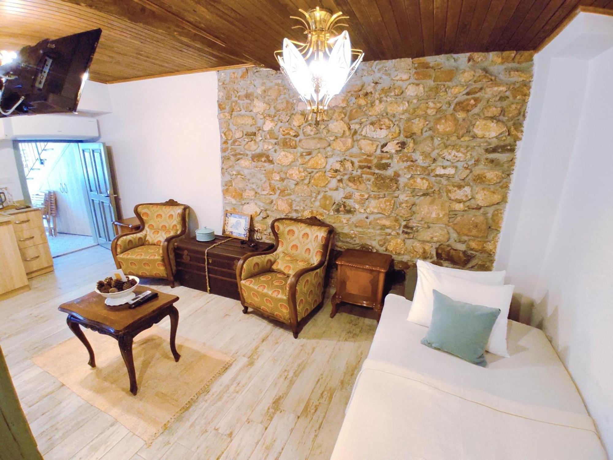 Kidoni Macaron Guesthouse Ayvalı Extérieur photo
